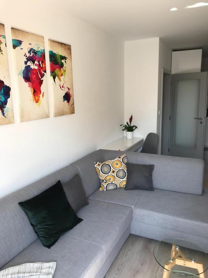 Samorin Modern Apartmens Private Parking - Air Conditioning מראה חיצוני תמונה